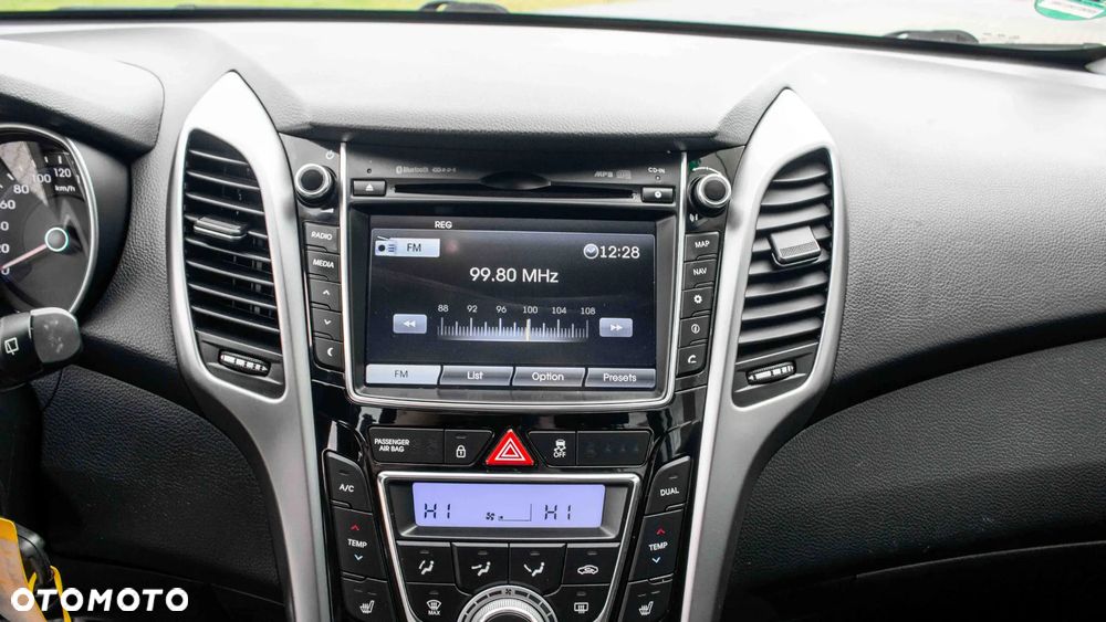 Hyundai i30 1.4 Premium - 17