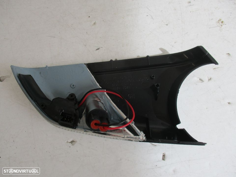 Farolim pisca espelho Skoda Octavia 2004 a 2009 / vw polo 2005 a 2008 (novo) - 3