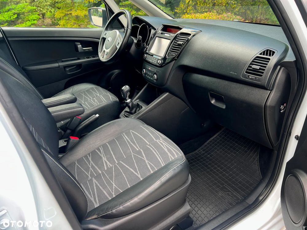 Kia Venga 1.4 CRDi XL - 33