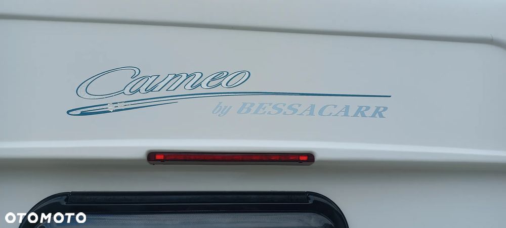 Inny Bessacarr  Cameo - 26