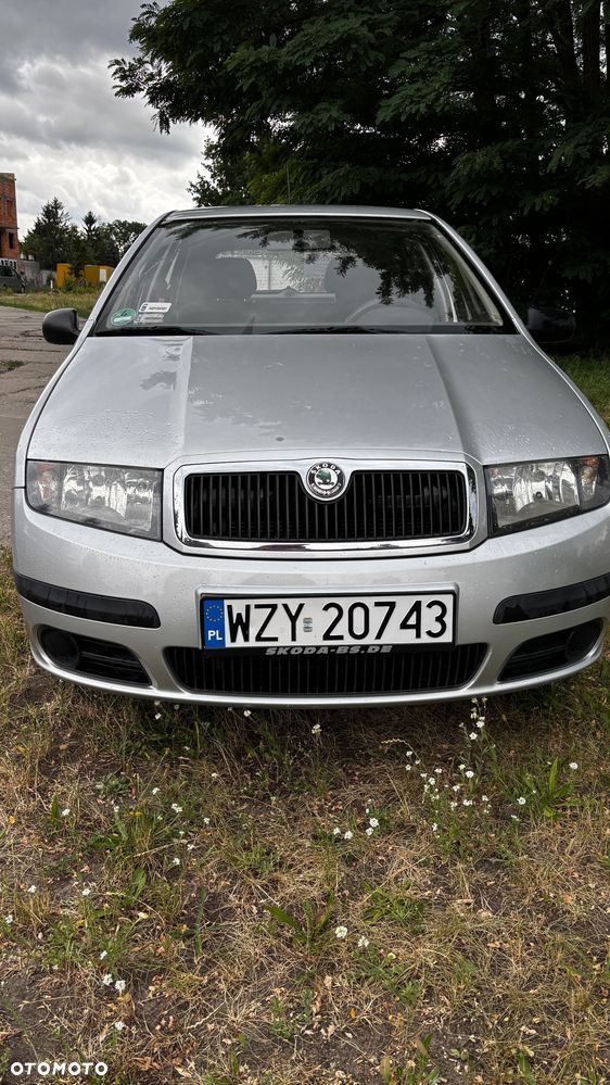 Skoda Fabia 1.2 HTP Exact - 2