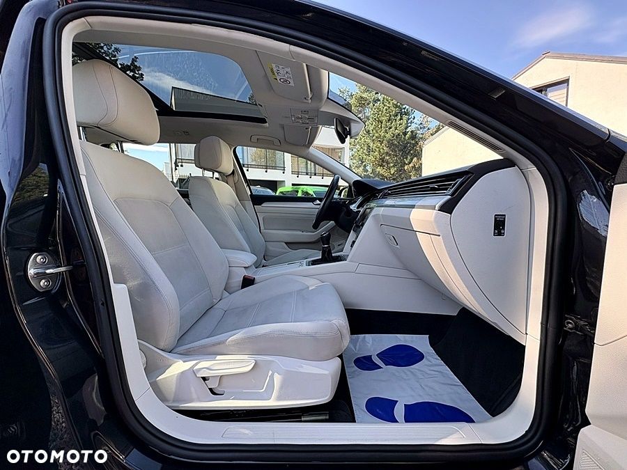 Volkswagen Passat 1.4 TSI BMT ACT Comfortline - 28
