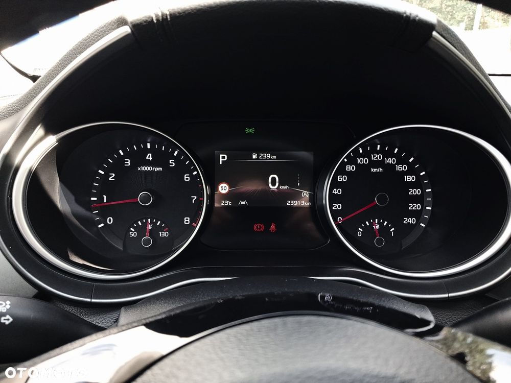 Kia XCeed 1.5 T-GDI M DCT - 25