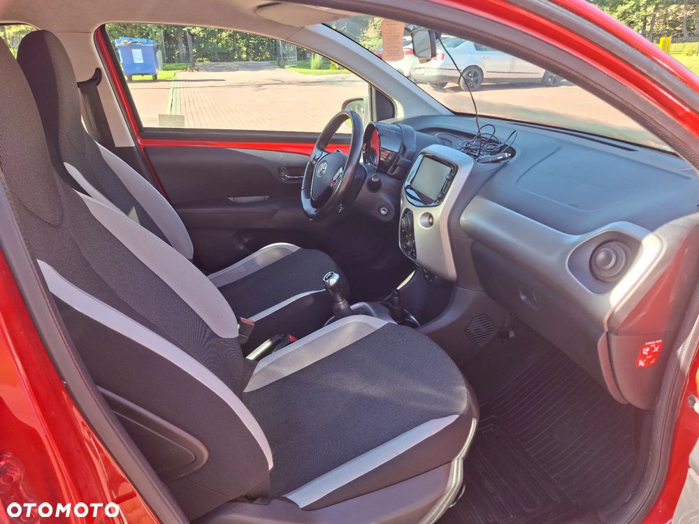 Toyota Aygo 1.0 VVT-i Sprint EU6 - 6