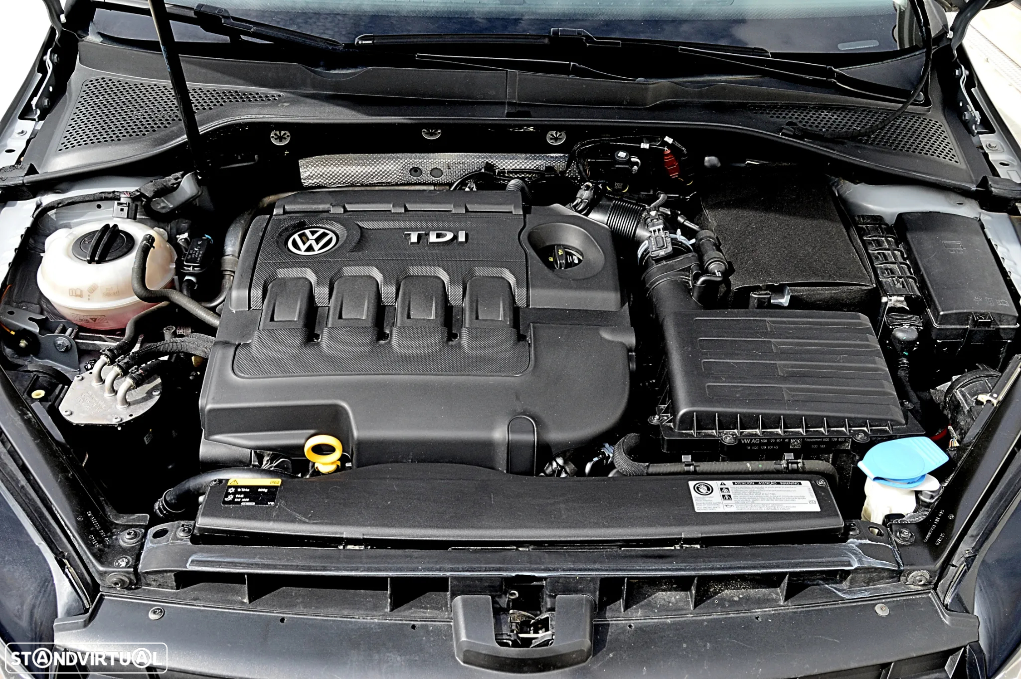 VW Golf 1.6 TDi GPS Edition - 24