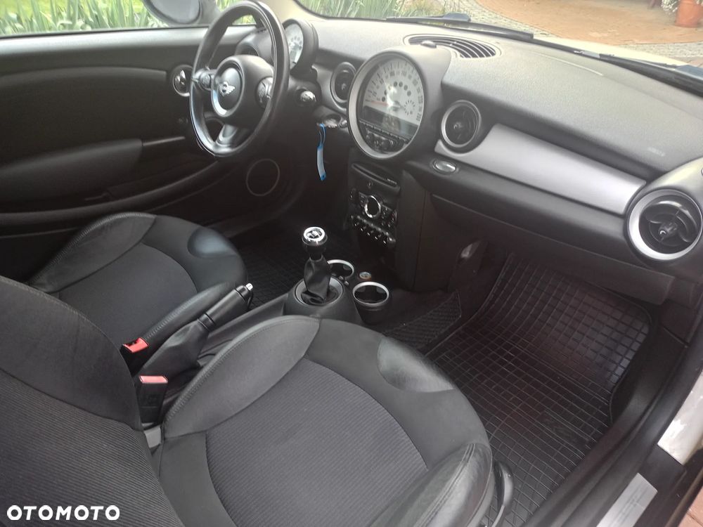 MINI Cooper 50 Camden - 10
