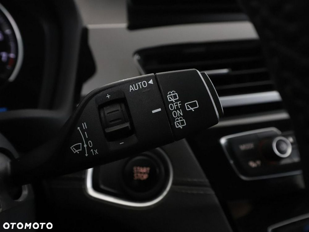 BMW X1 xDrive25e Sport Line - 33
