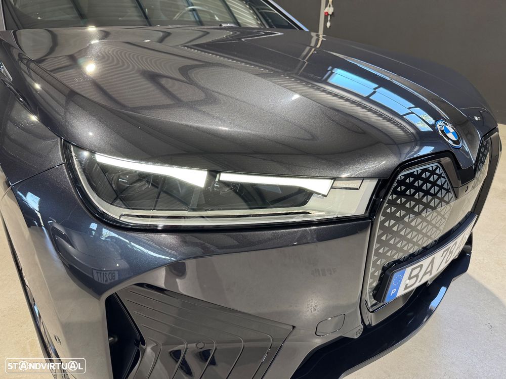 BMW iX xDrive 40 Pack Desportivo - 60