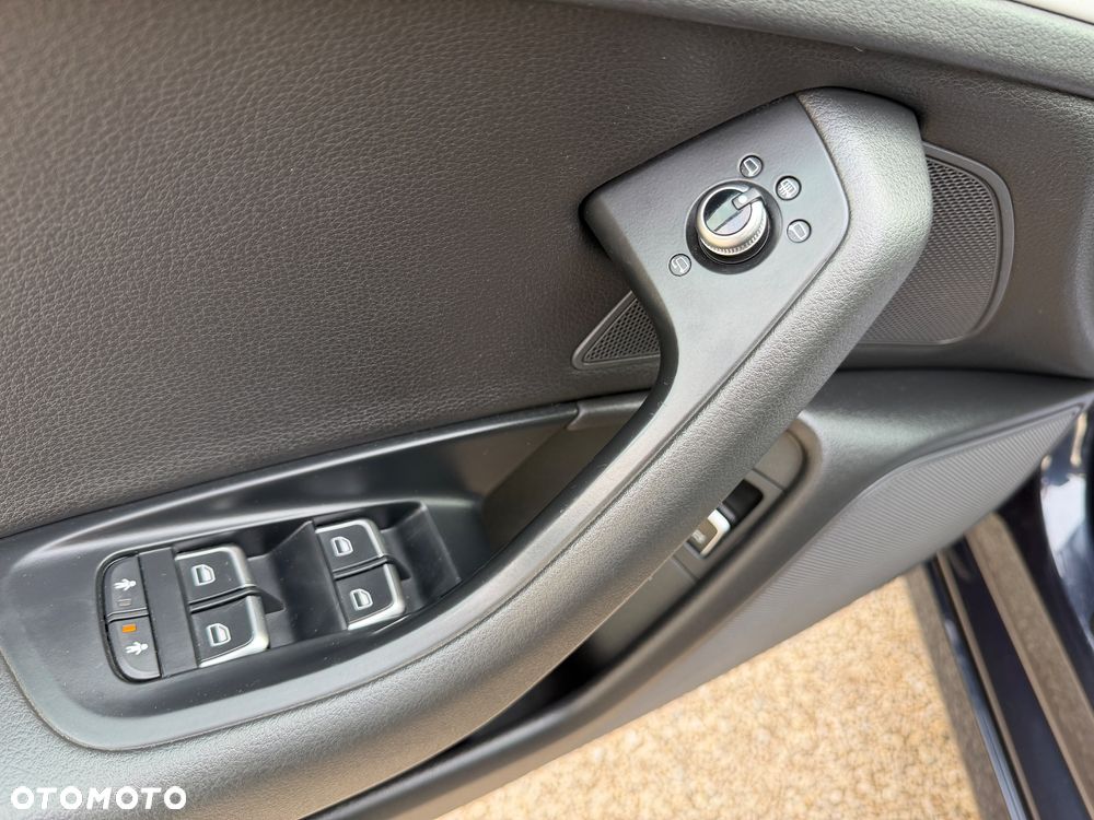 Audi A6 Avant 2.0 TDI ultra - 34