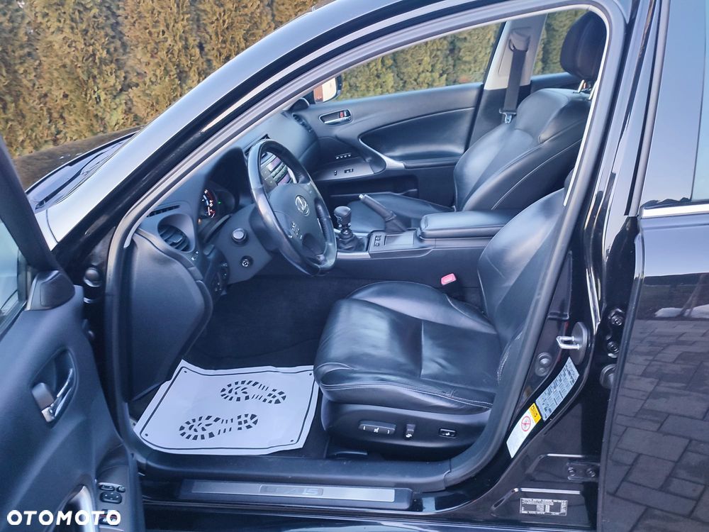 Lexus IS 220 D Comfort - 4