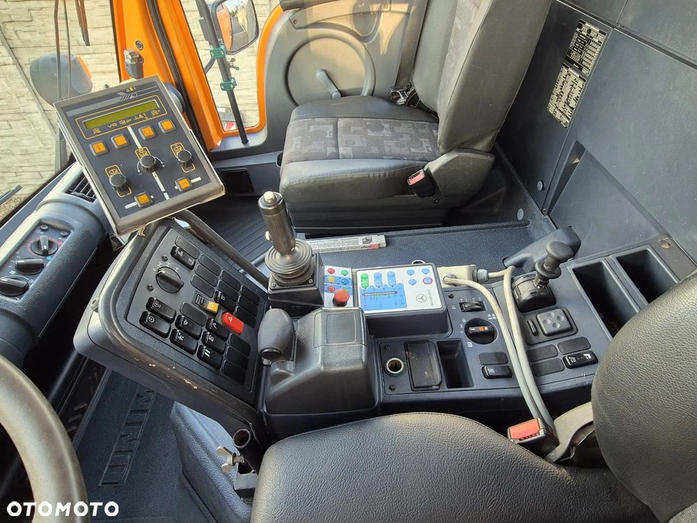 Unimog U300 Ciągnik Pług Piaskarka - 7
