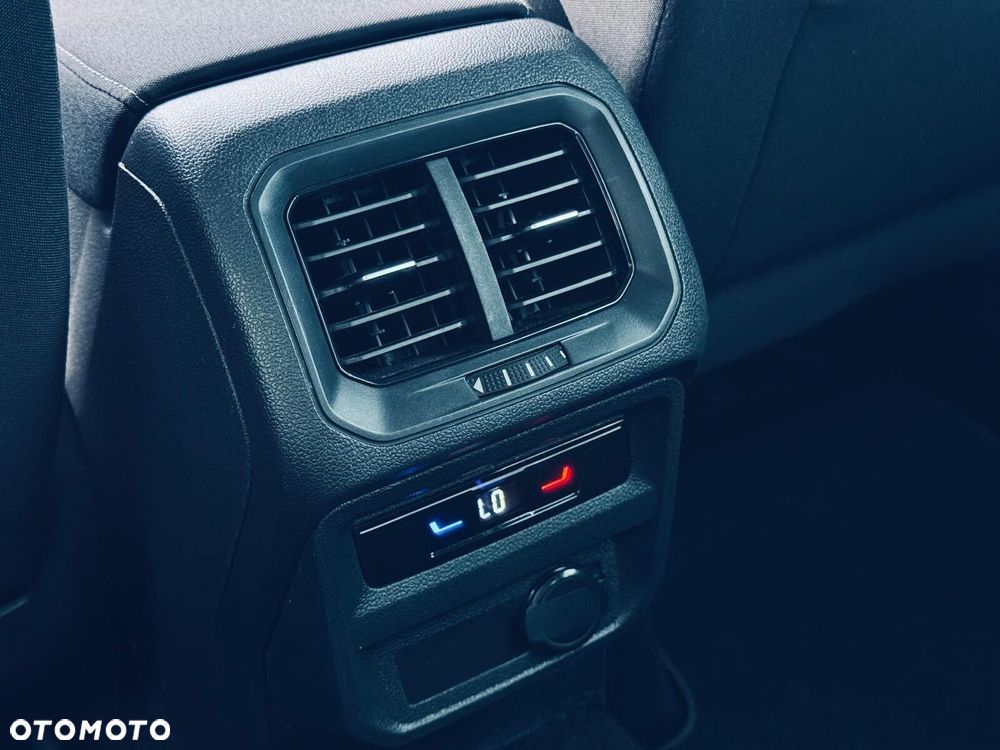 Volkswagen Tiguan - 35