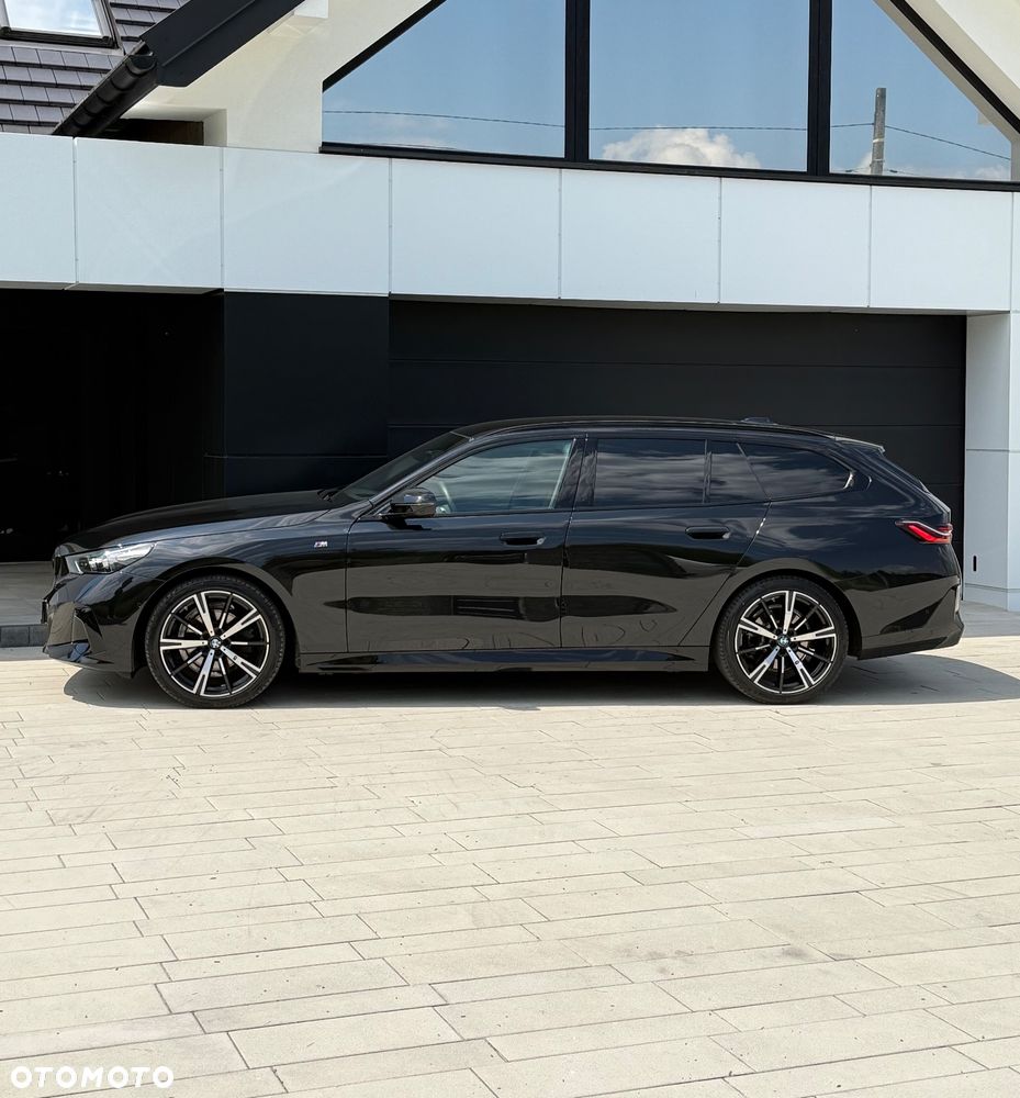 BMW Seria 5 520d xDrive - 32