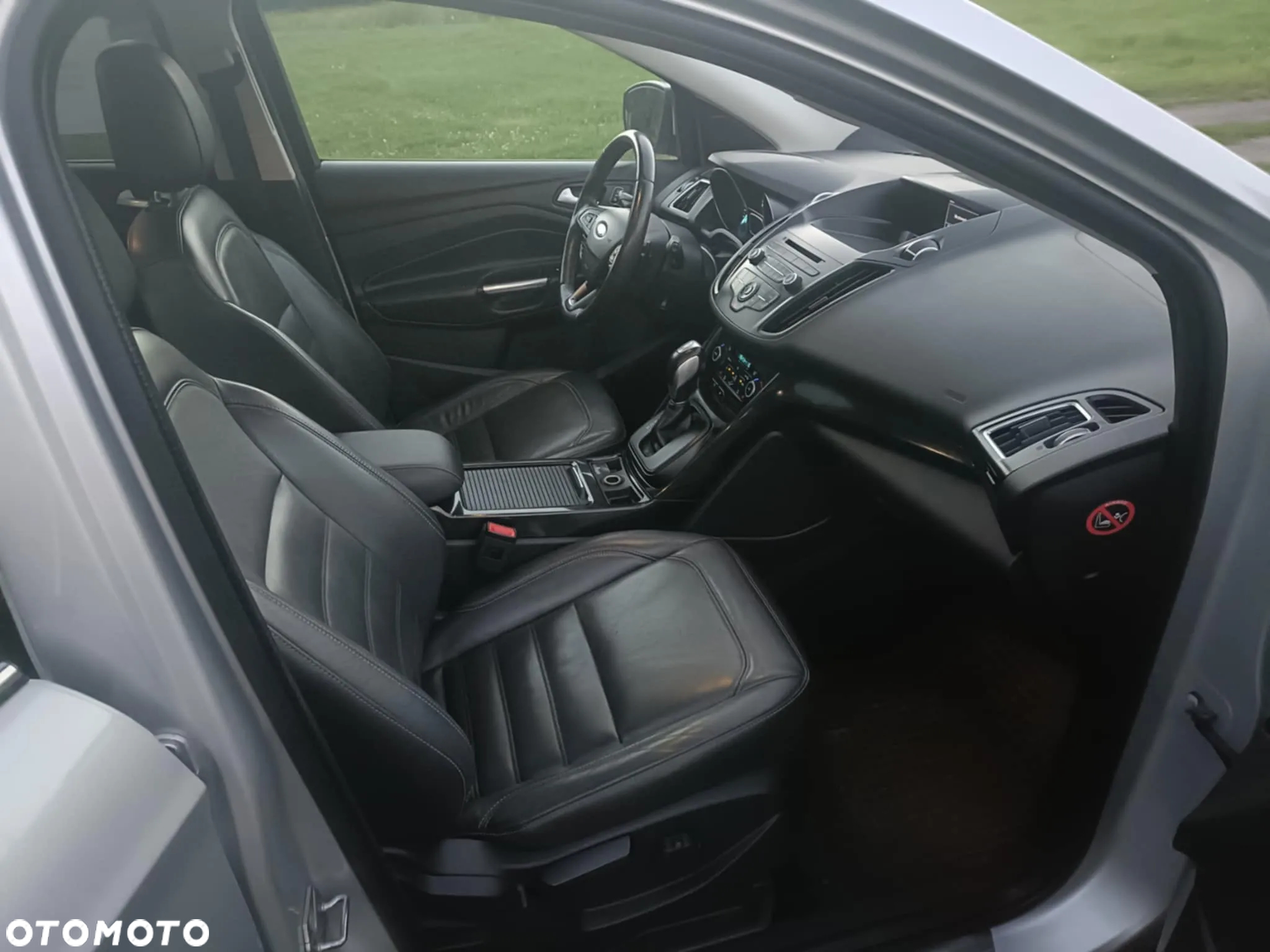 Ford Kuga 1.5 EcoBoost 4x4 Titanium - 14