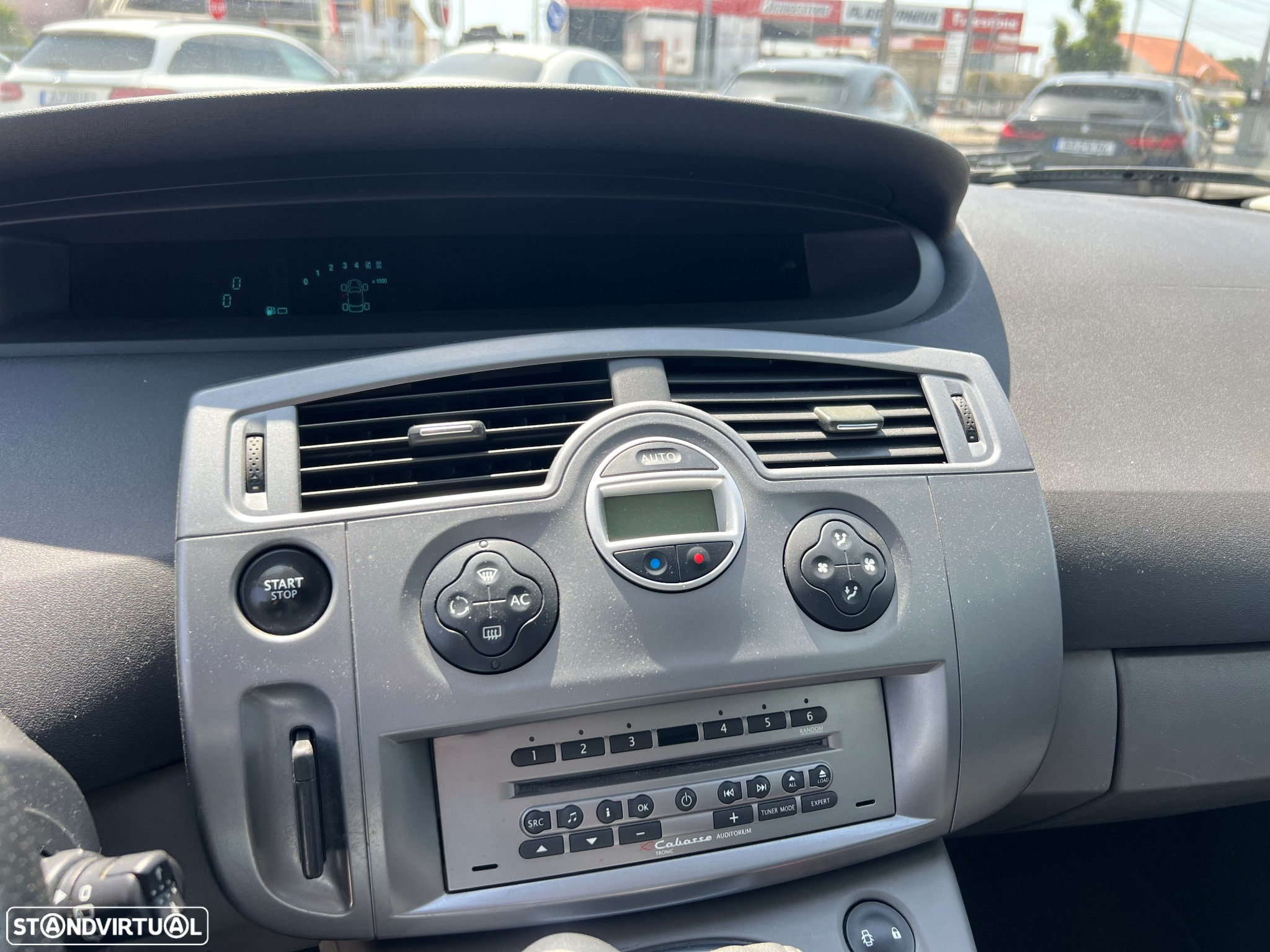 Renault Scénic 1.5 dCi Privilège Luxe - 12