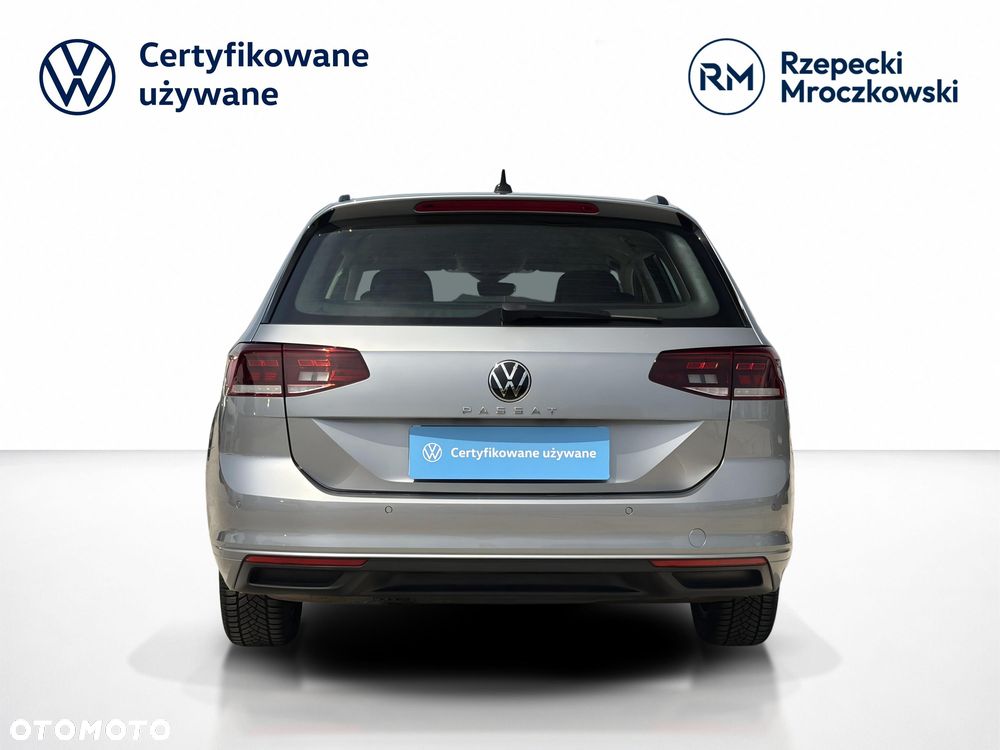 Volkswagen Passat 2.0 TDI Business DSG - 5