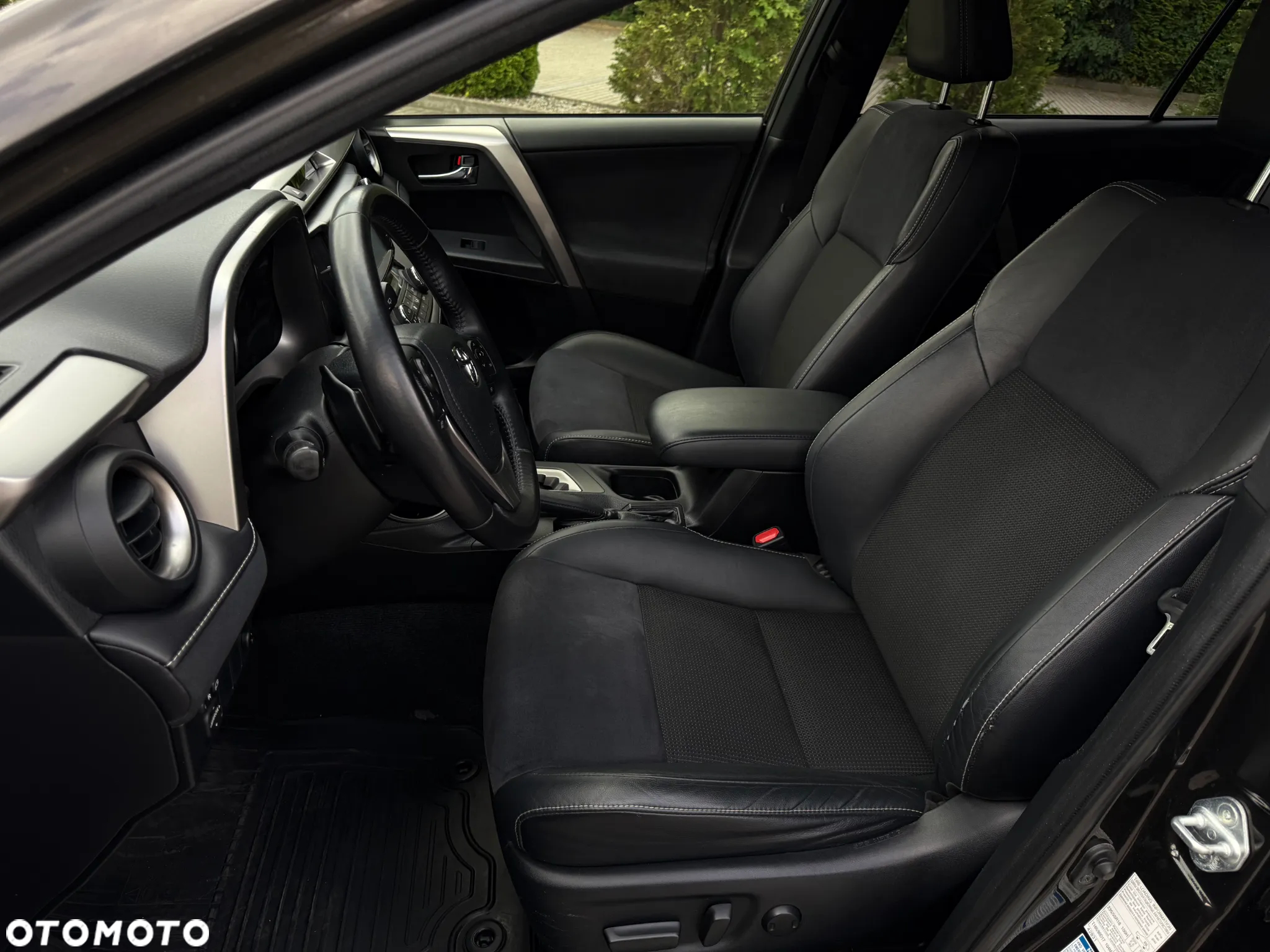 Toyota RAV4 2.0 Premium 4x4 MS - 8