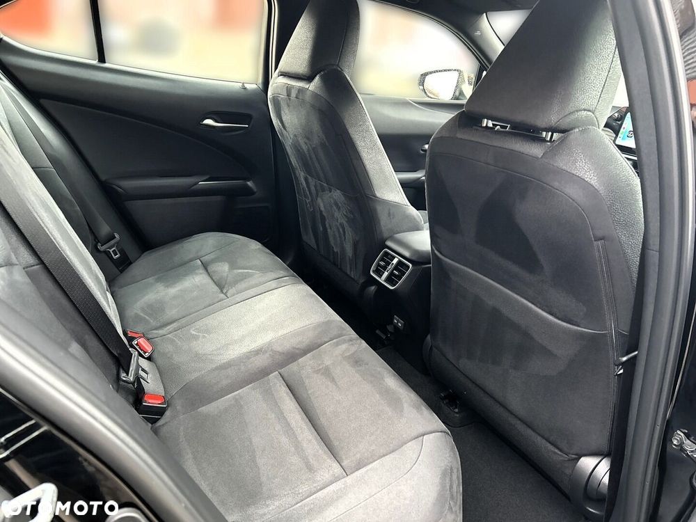 Lexus UX 300h Elegance - 14