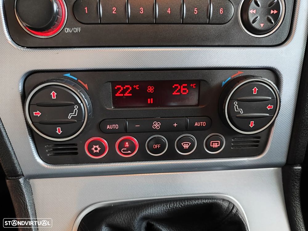 Alfa Romeo 159 Sportwagon 1.9 JTDm 16V Sportiva+ - 29