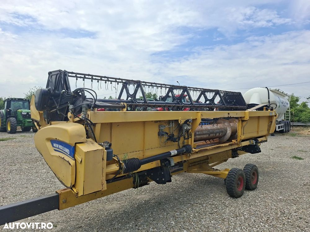 New Holland CX 6.90 ST5 COMBINA AGRICOLA CU HEDER PAIOASE 760CG 6,70M/22FT VF SI CARUCIOR TRANSPORT - 26