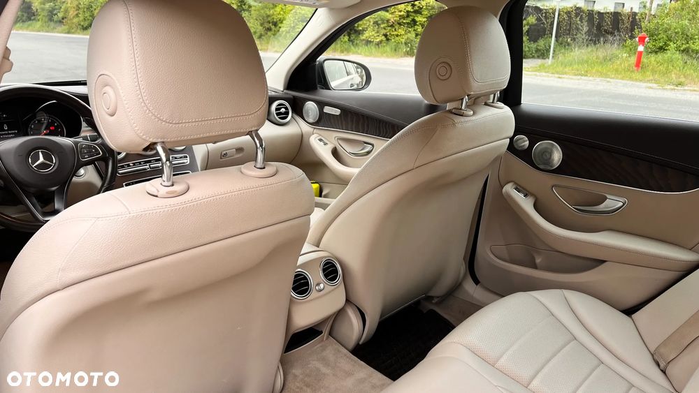 Mercedes-Benz Klasa C 200 4-Matic 7G-TRONIC - 18