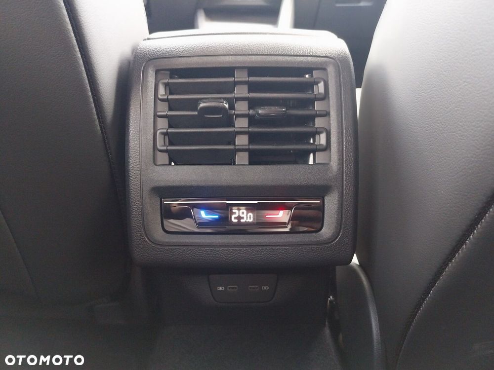 Volkswagen Golf - 19