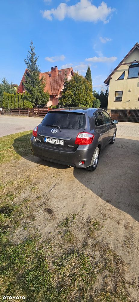Toyota Auris 1.6 Luna - 4
