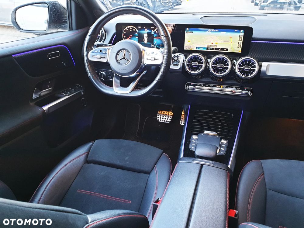 Mercedes-Benz GLB 200 d AMG Line 8G-DCT - 10