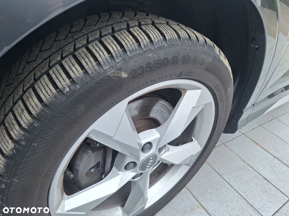 Audi Q3 40 TDI Quattro S Line S tronic - 23