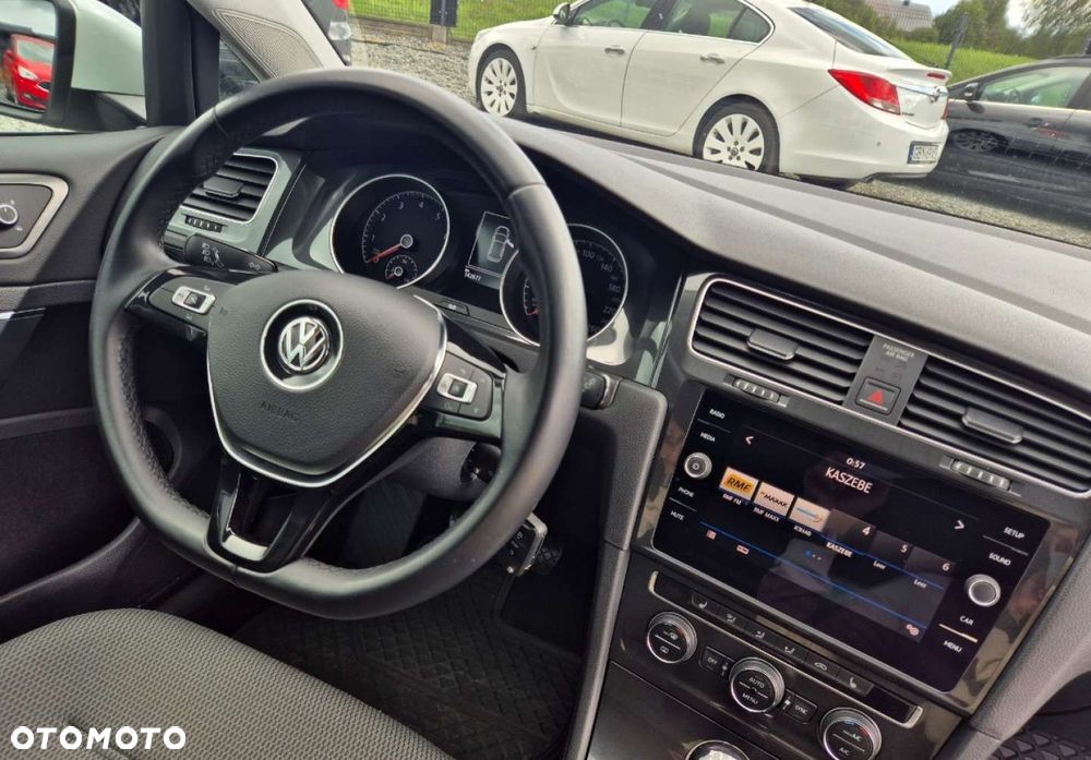 Volkswagen Golf - 15
