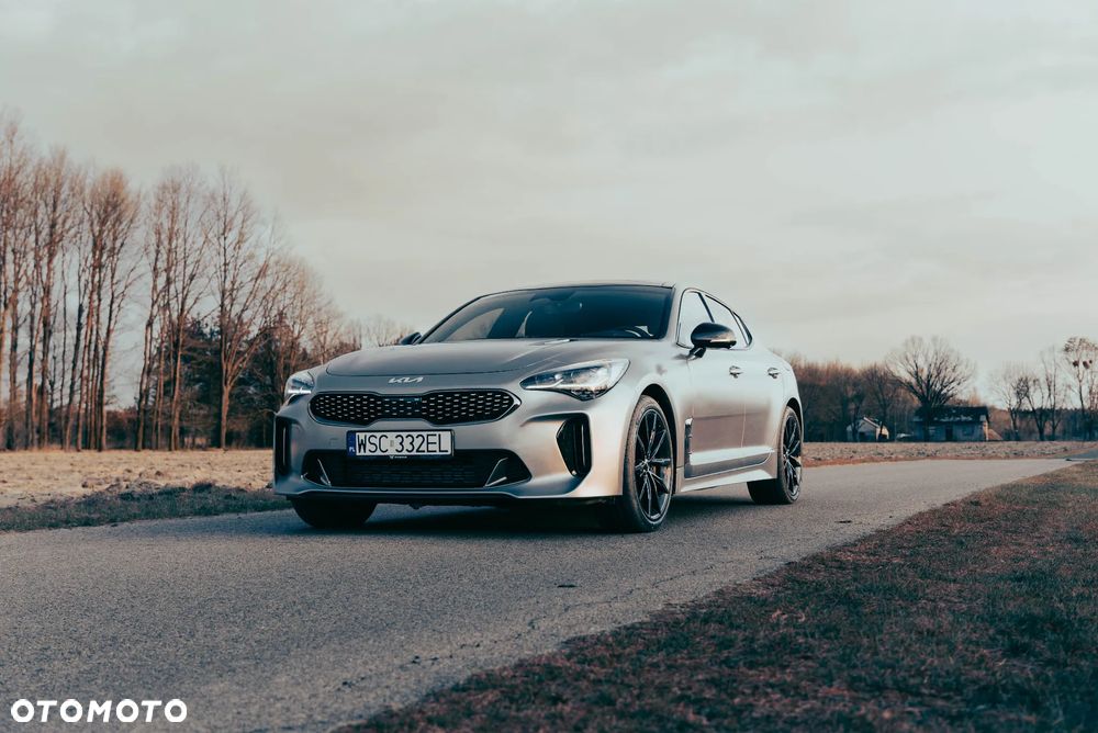 Kia Stinger - 4