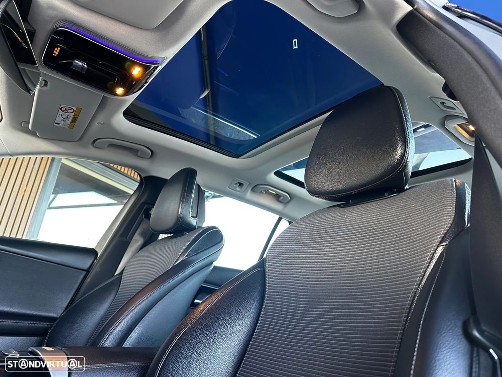Mercedes-Benz C 300 e T 9G-TRONIC Avantgarde - 19