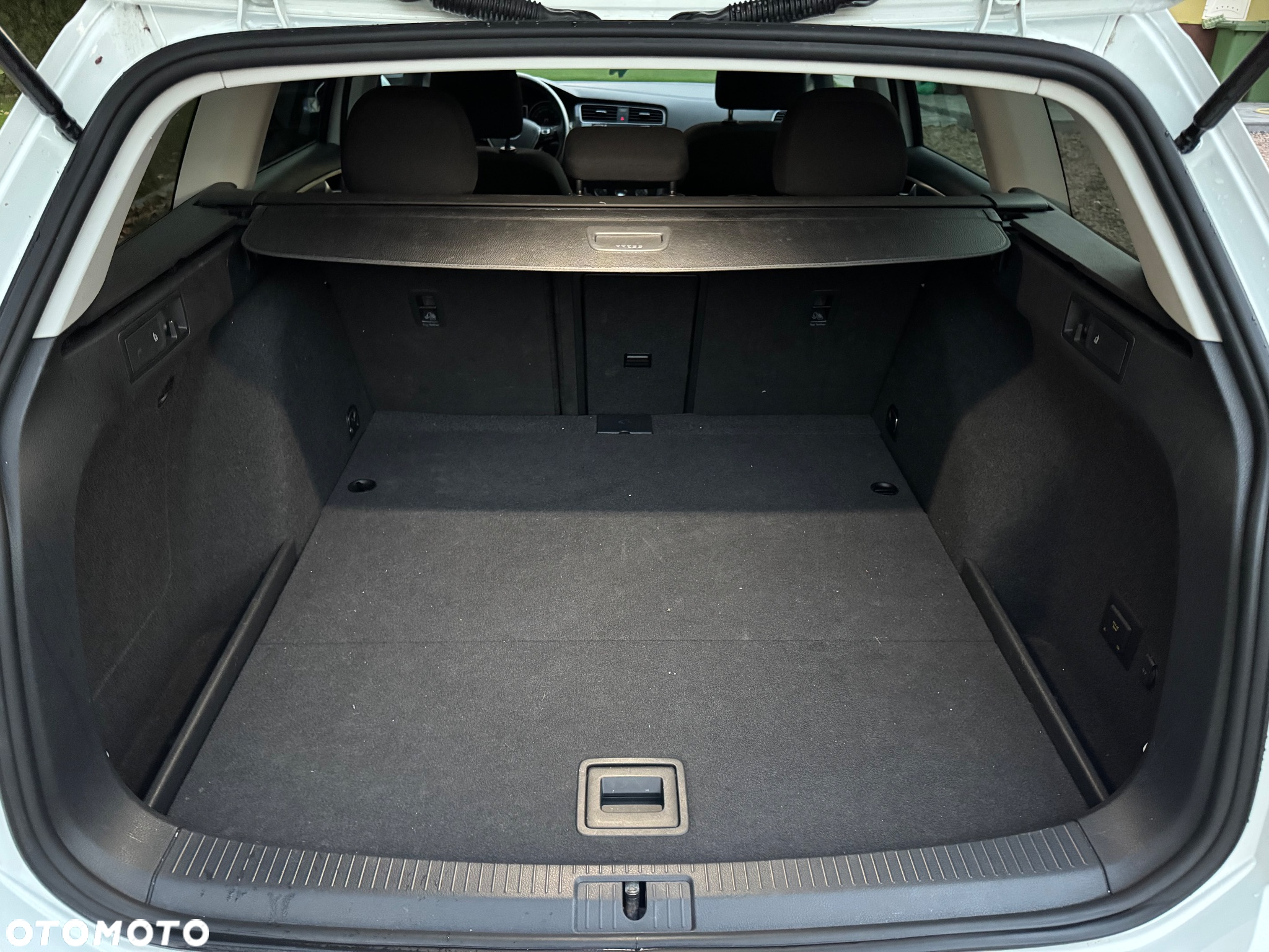 Volkswagen Golf 1.4 TSI BlueMotion Technology DSG Highline - 12