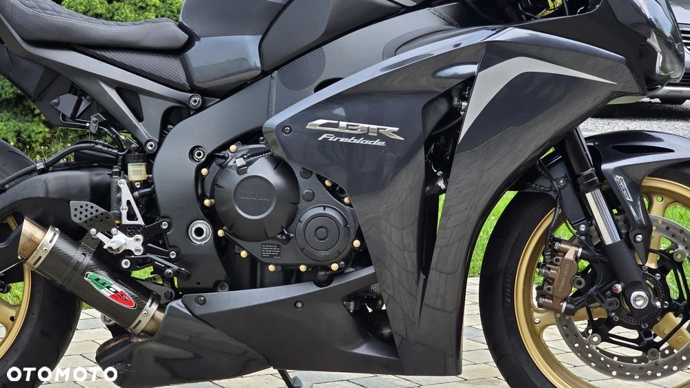 Honda CBR - 8