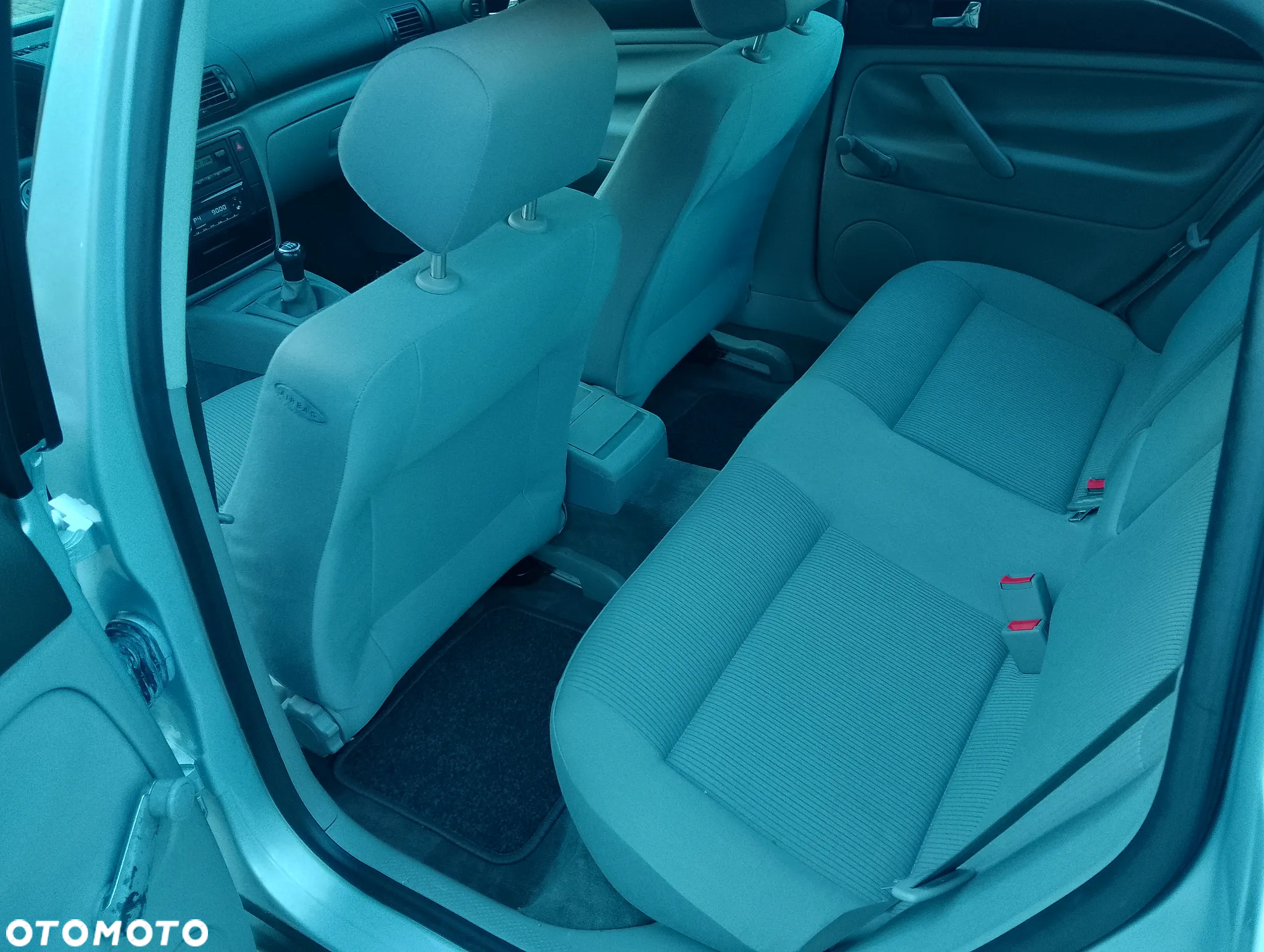 Volkswagen Passat 1.6 Basis - 15