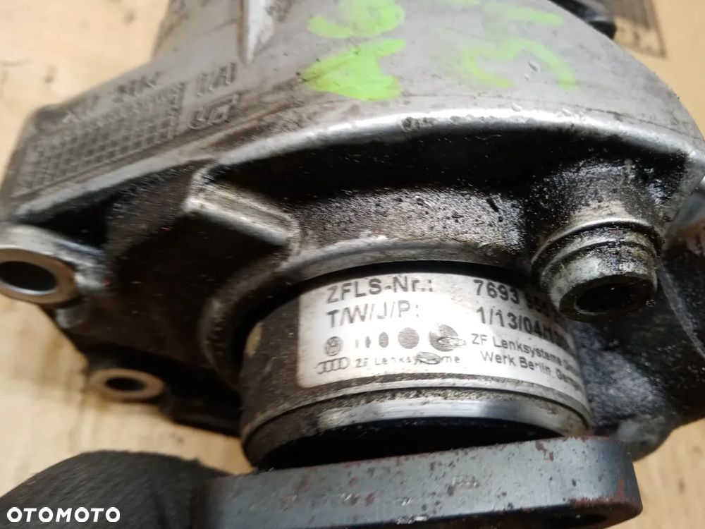Pompa wspomagania kierownicy Audi A6 C6 3.2 FSI 4F0145155C 06E145393A - 8