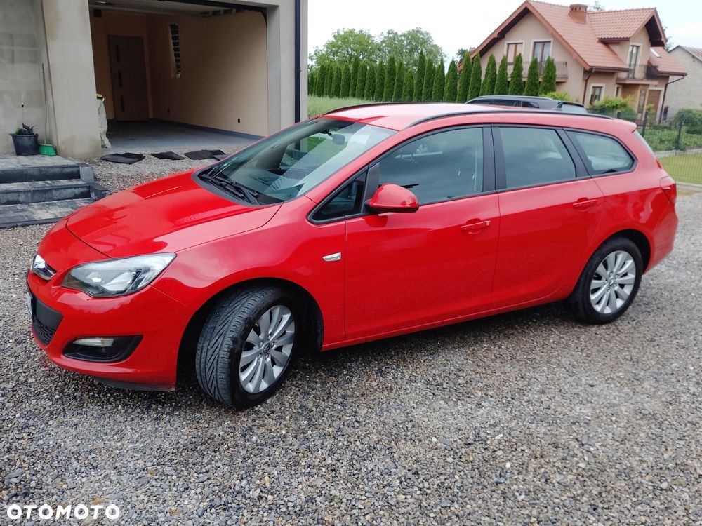 Opel Astra 2015 photo 2