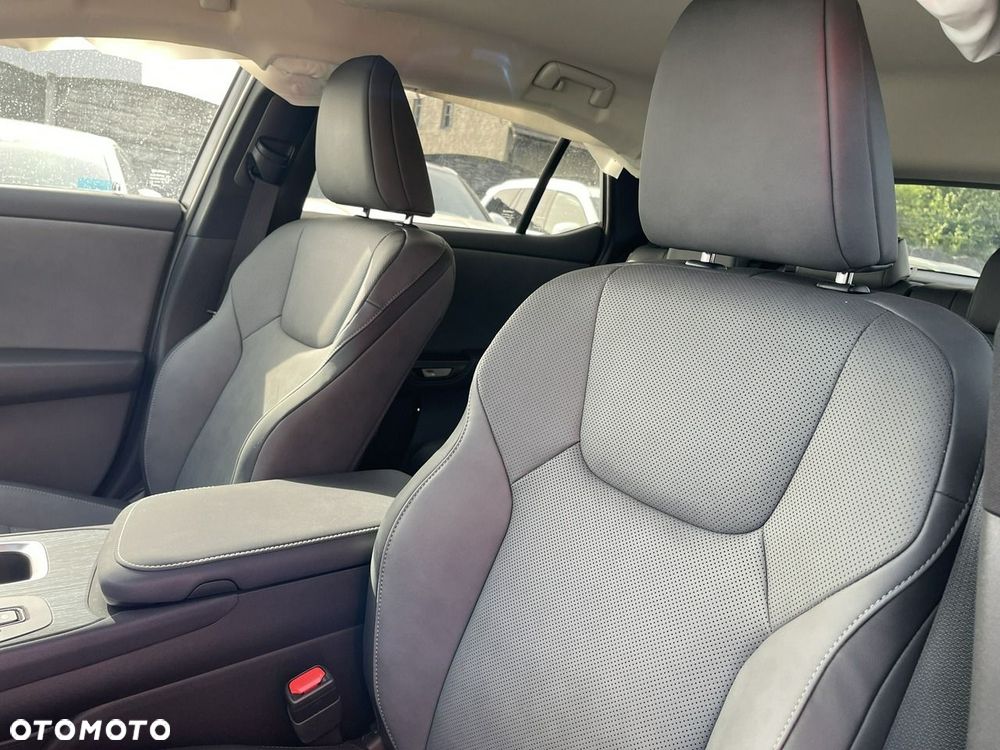Lexus RZ 300e Prestige - 13