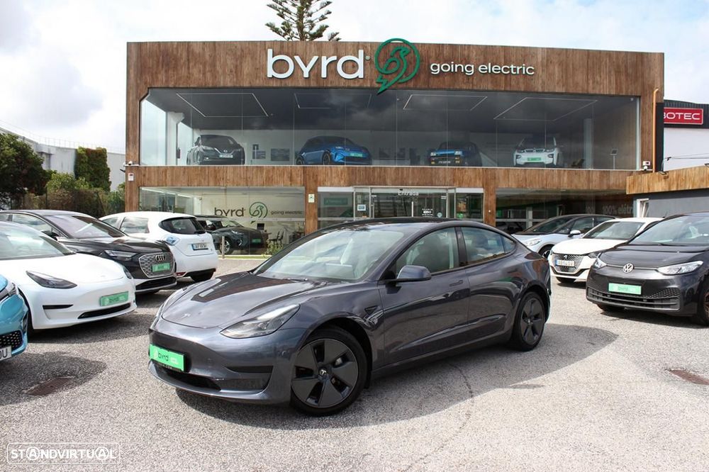 Tesla Model 3 Standard Range Plus RWD - 1