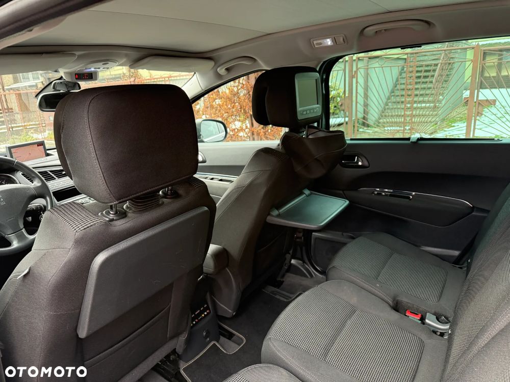 Peugeot 5008 2.0 HDi Family 7os - 15