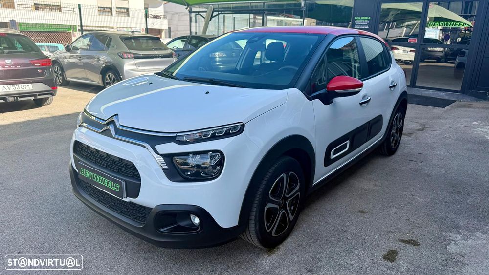 Citroën C3 1.2 PureTech Shine - 1