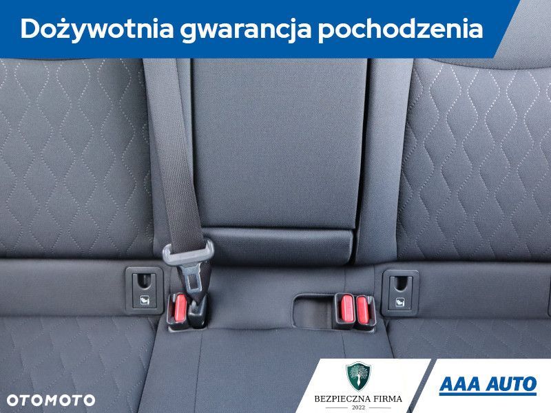 Toyota Corolla Cross - 12