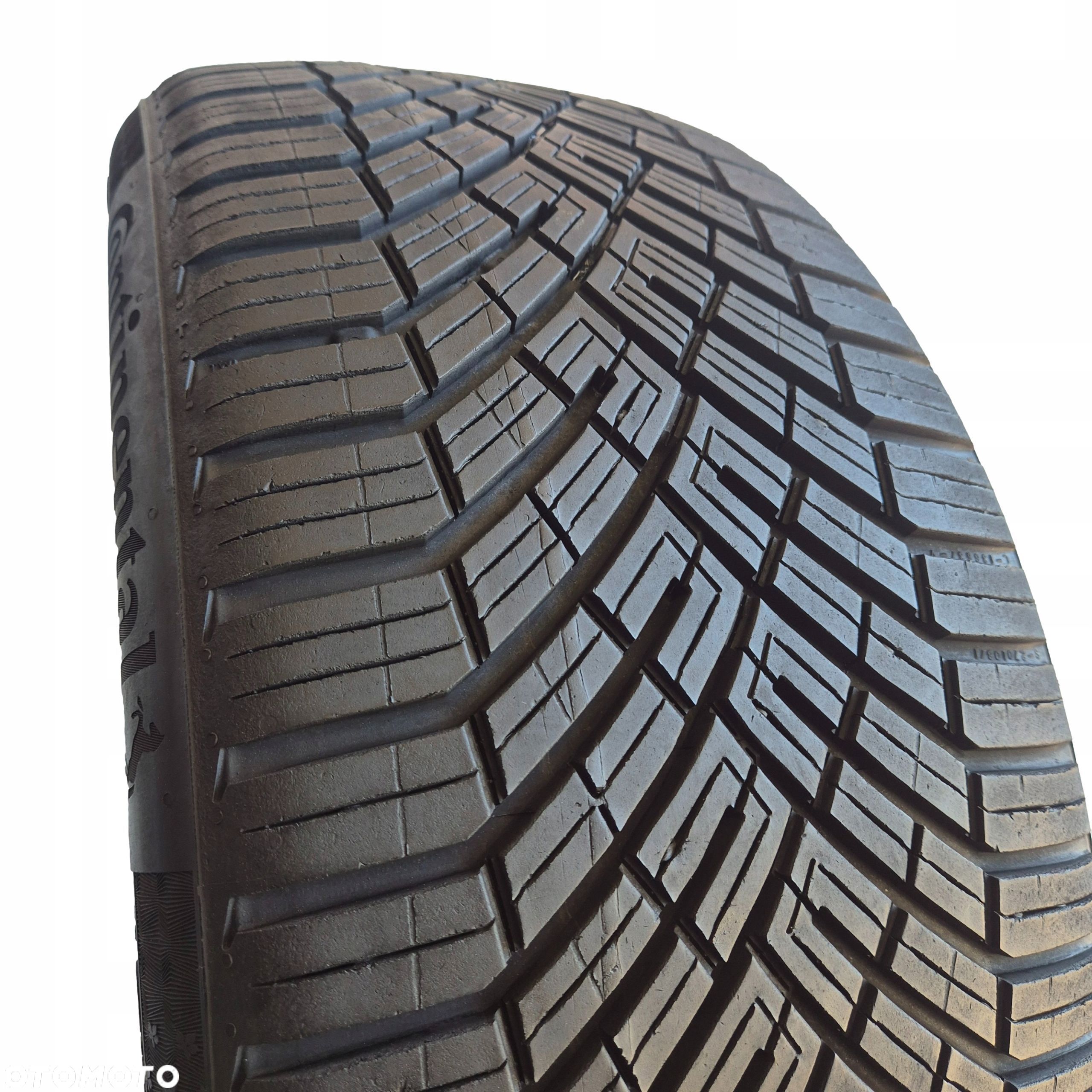 Continental allseasoncontact 2 225/40 R19 93Y 7.5-8mm 2024 - 1