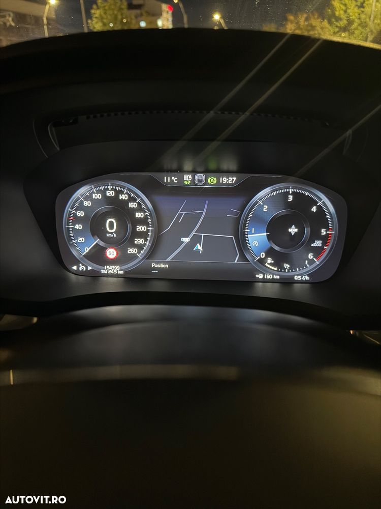Volvo V60 D3 Momentum Core - 10