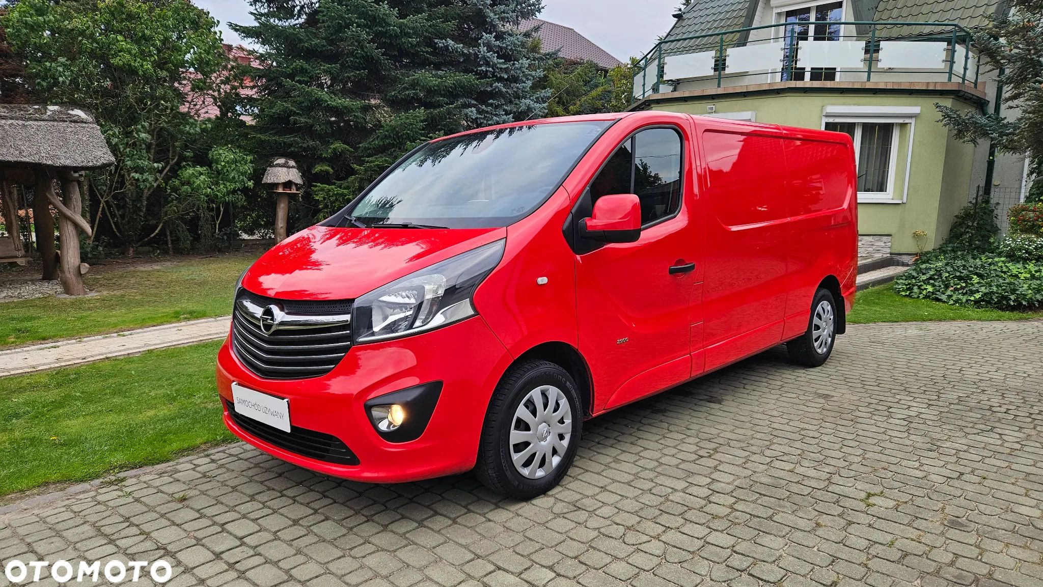 Opel Vivaro - 1
