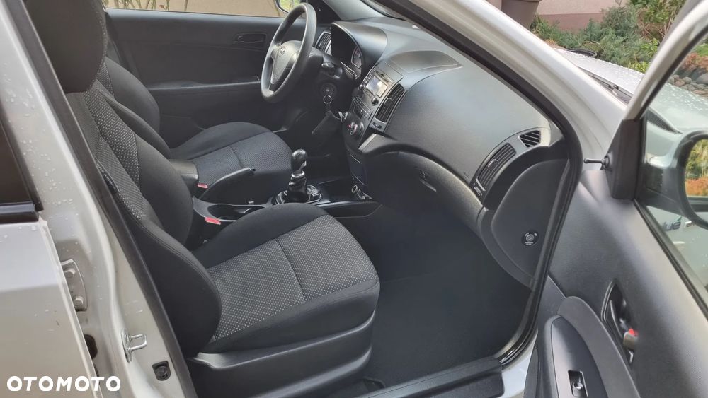 Hyundai i30 1.4 Blue Classic - 6