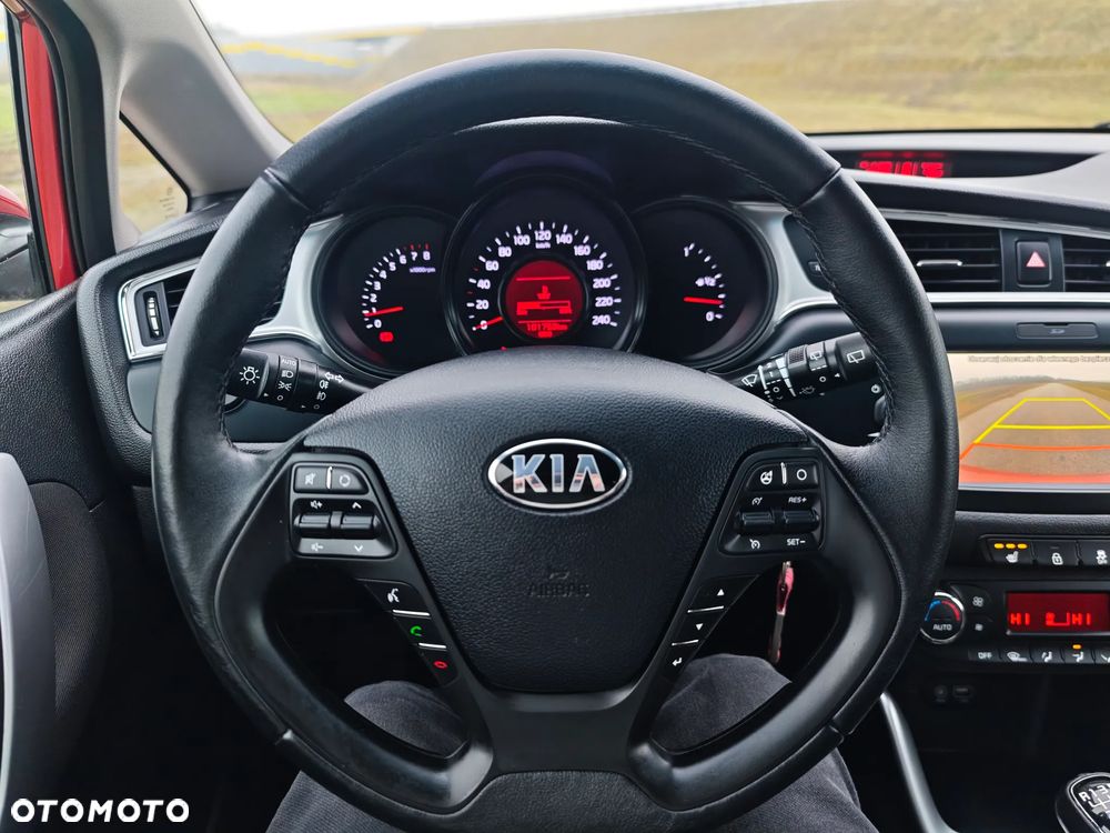 Kia Ceed 1.6 GDI L - 20