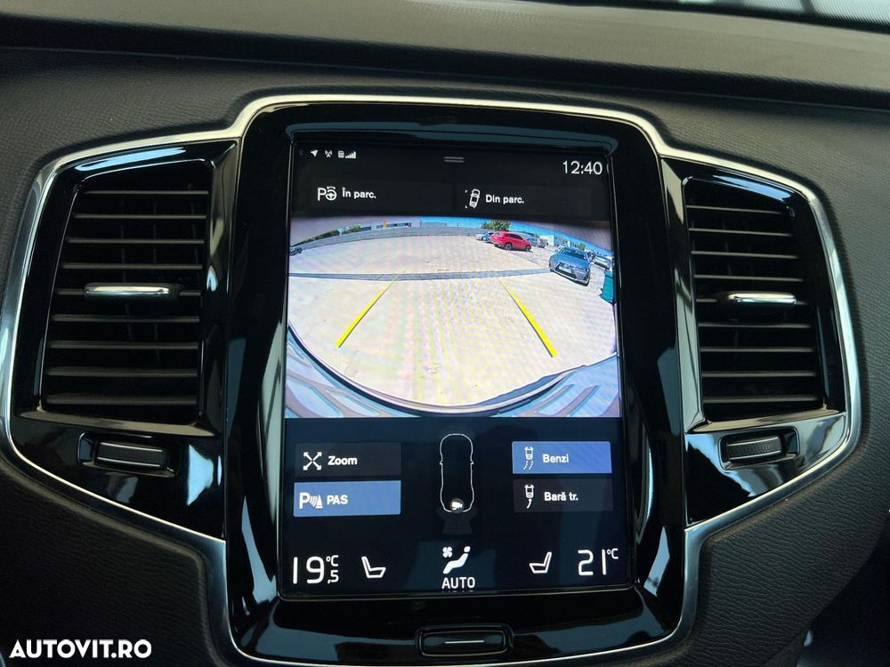 Volvo XC 90 - 21
