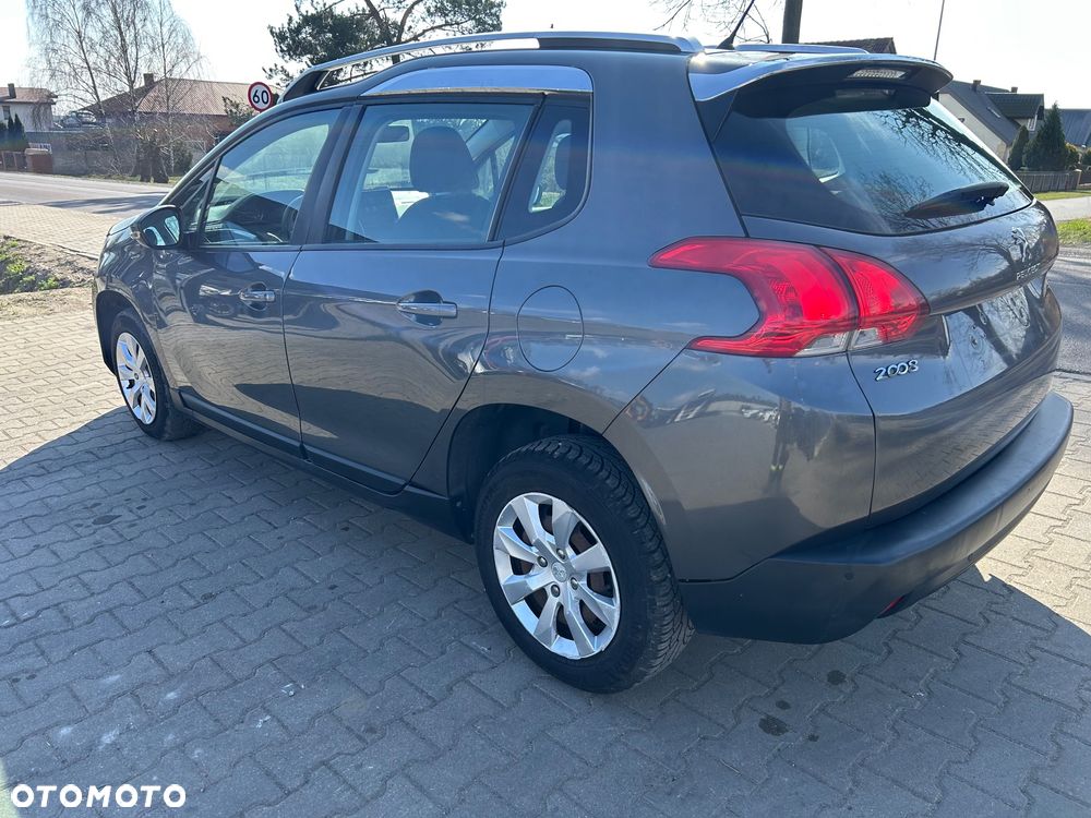 Peugeot 2008 - 25