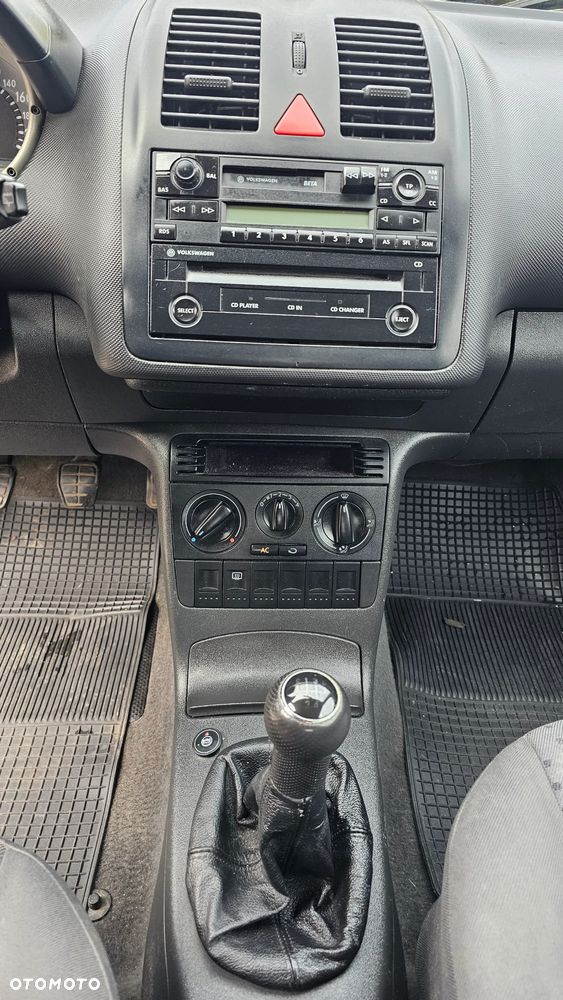 Volkswagen Polo 1.4 Comfortline - 7